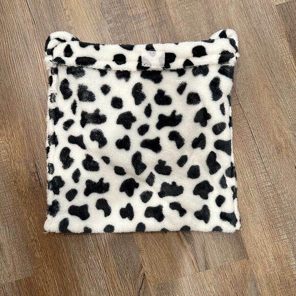 Soft Lightweight Cow Print Tote - Picture 2 of 3